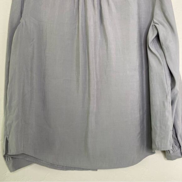 Chico's Gray Soft Button Up Blouse 2 Large - Picture 8 of 10